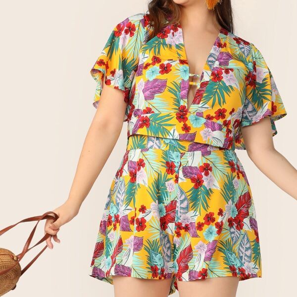 

Plus Tropical Print Tie Back Top & Shorts Set