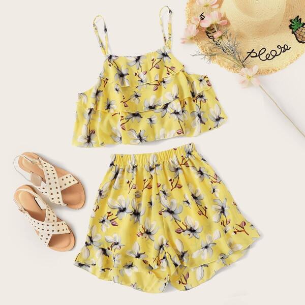 

Floral Print Tiered Layer Cami Top With Shorts
