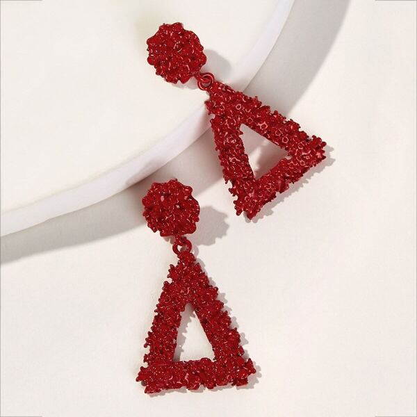 

Textured Triangle Drop Earrings 1pair