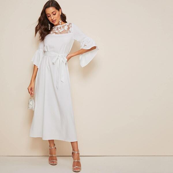 

3D Applique Mesh Yoke Exaggerate Cuff Hijab Dress, White