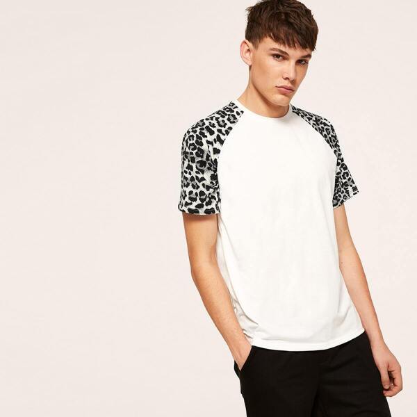 

Men Leopard Raglan Sleeve Tee