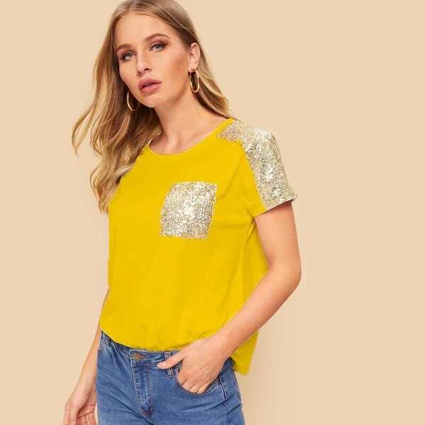 

Sequin Shoulder & Pocket T-shirt
