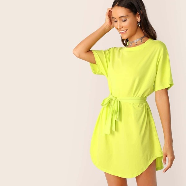 

Neon Lime Curved Hem Belted Solid Tee Dress, Green bright