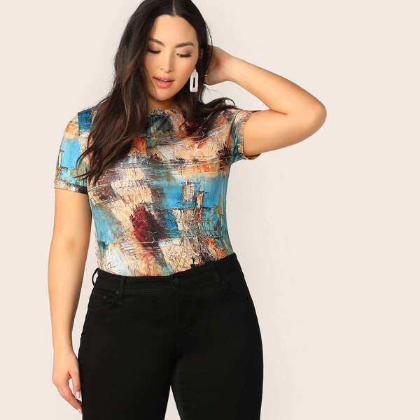 

Plus Landscape Print Short Sleeve Top