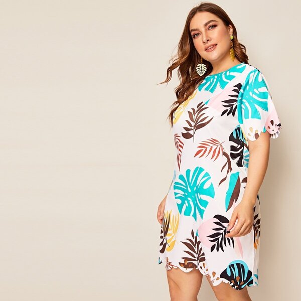 

Plus Scallop Trim Palm Tree Print Dress