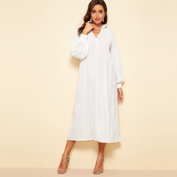 

Frilled V-neck Lantern Sleeve Pleated Dress