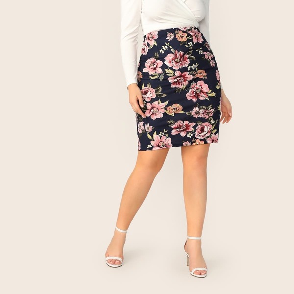 

Plus Botanical Print Pencil Skirt