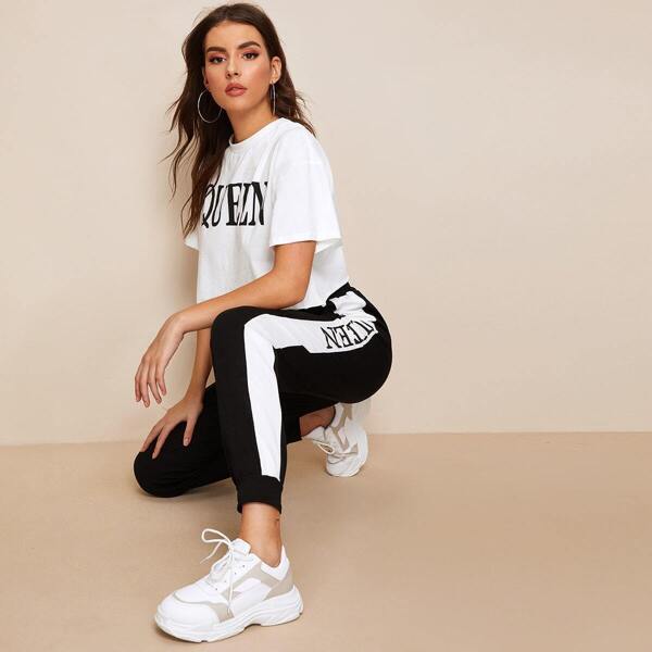 

Letter Graphic Crop Top & Contrast Side Sweatpants Set, Black and white