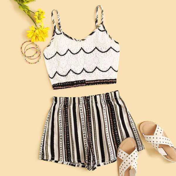 

Guipure Lace Cami Top & Chian Print Shorts