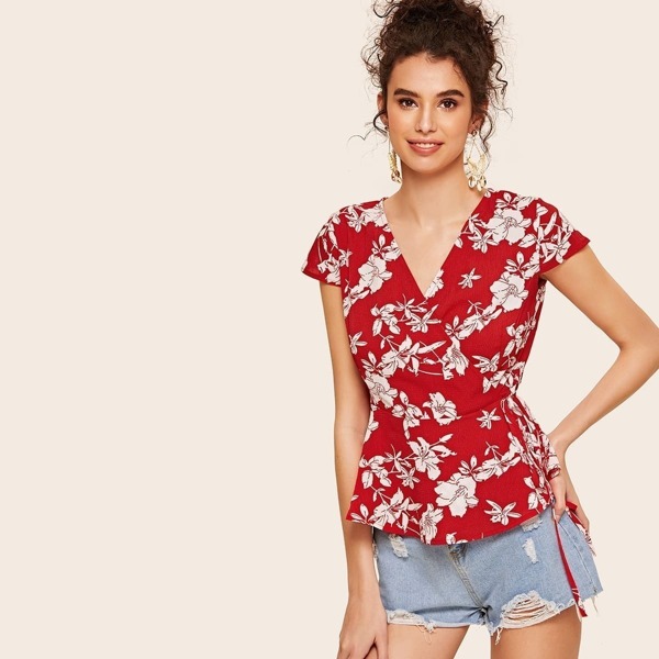 

Floral Print Ruffle Hem Knot Wrap Blouse