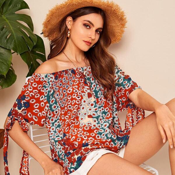

Ditsy Floral Print Knot Sleeve Blouse