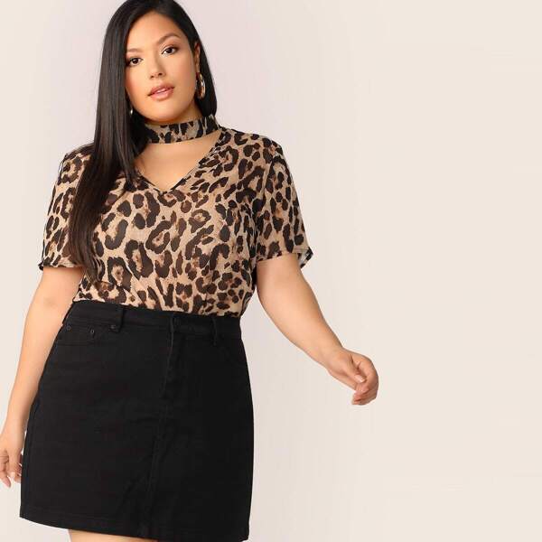

Plus Choker Neck Leopard Top, Multicolor