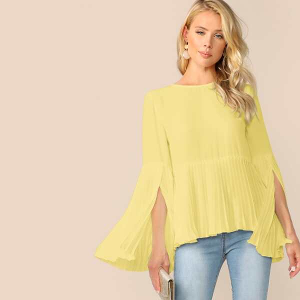 

Split Exaggerate Bell Sleeve Pleated Top, Yellow pastel