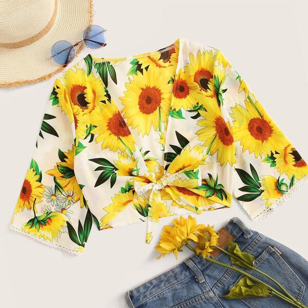 

Floral Print Tie Front Crop Blouse