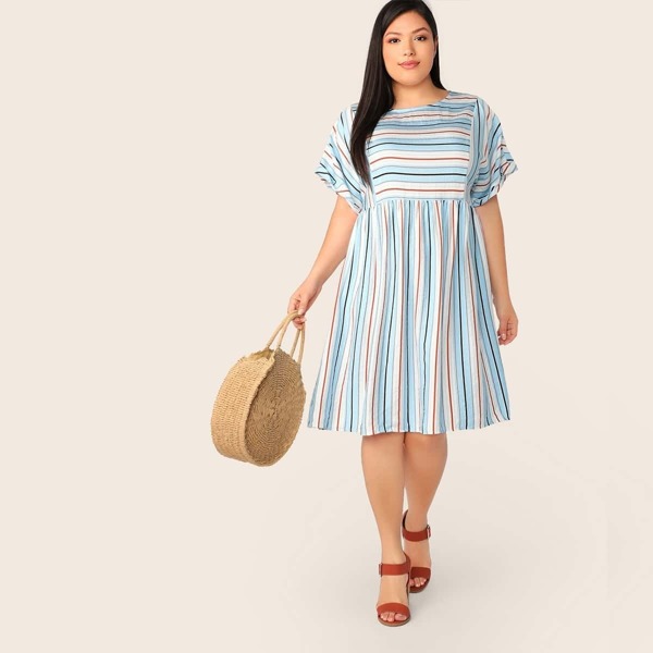 

Plus Keyhole Back Roll Tab Sleeve Striped Dress