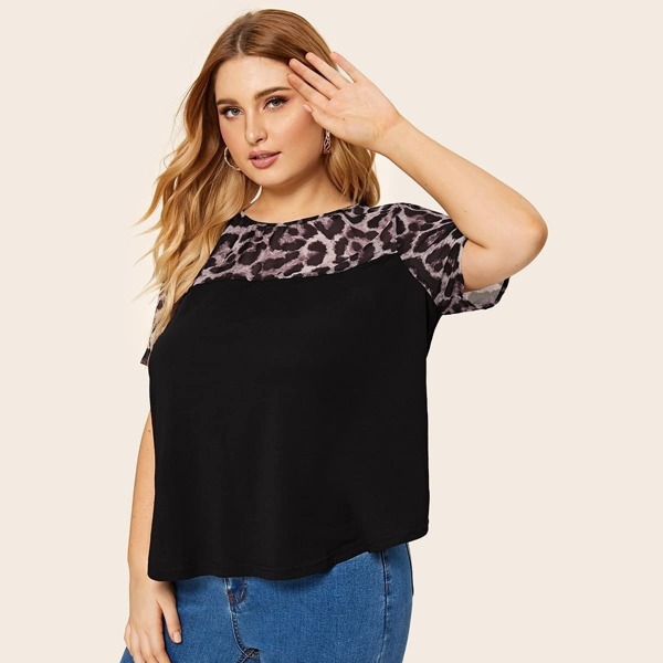 

Plus Leopard Print Yoke Keyhole Back Top