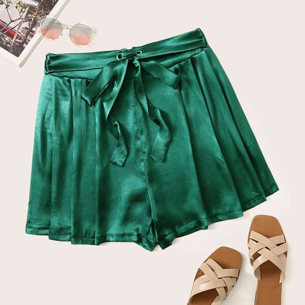

Plus Solid Tie Front Satin Shorts