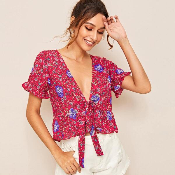 

Floral Print Tie Front Blouse