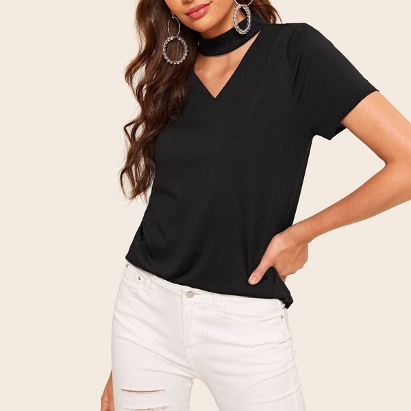 

V-cut Neck Solid Tee, Black