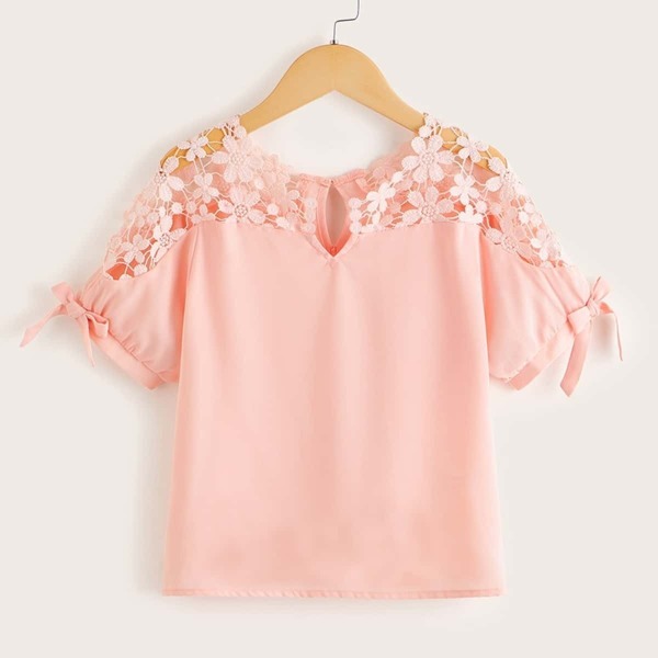 

Girls Daisy Lace Yoke Bow Cuff Top
