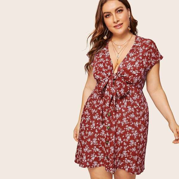 

Plus Tie Front Button Through Ditsy Floral Dress