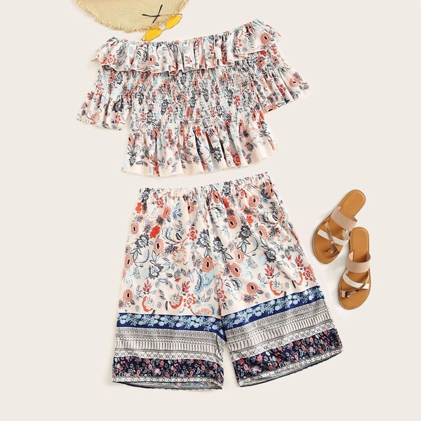 

Plus Ditsy Floral Shirred Top & Shorts, Multicolor