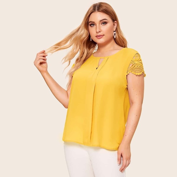 

Plus Guipure Lace Sleeve Pleated Detail Peekaboo Top
