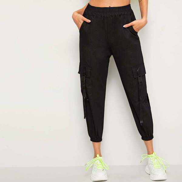 

Pocket Detail Elastic Waist Utility Jeans