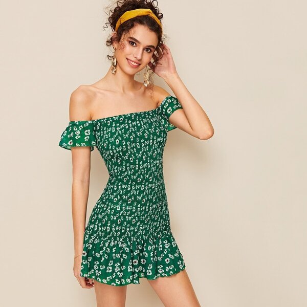 

Off-shoulder Shirred Ditsy Floral Bodycon Dress