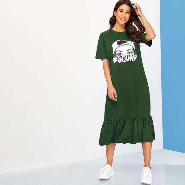 

Figure and Letter Print Flippy Hem Dress, Green