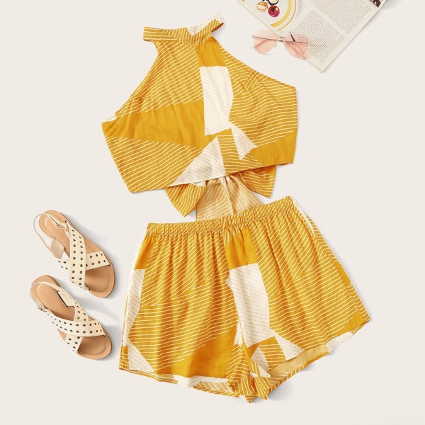 

Plus Tie Back Stripe Halter Top & Shorts