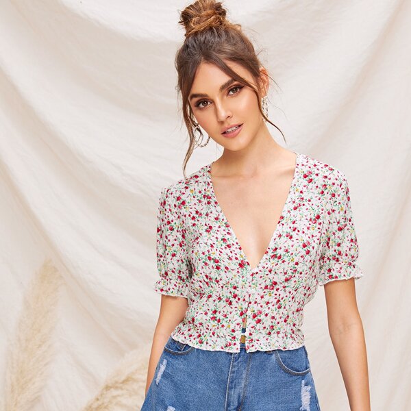 

Ditsy Floral Plunging Neck Shirt