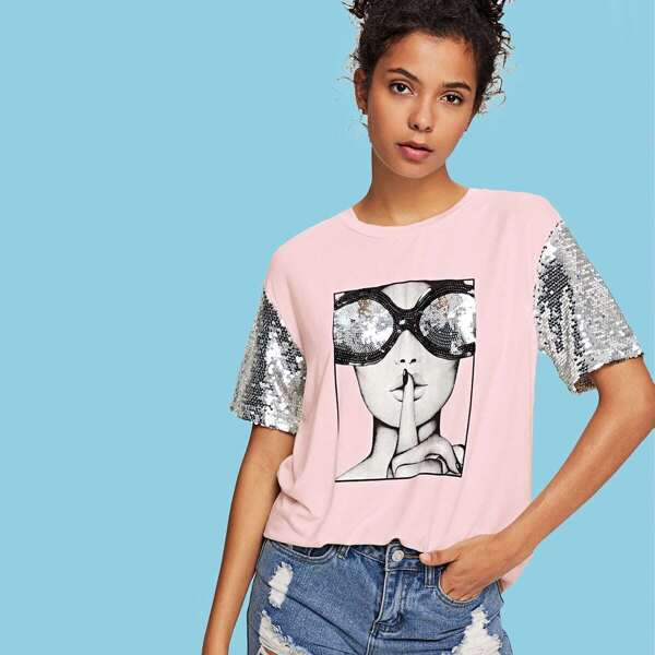 

Sequin Sleeve Figure Print Tee