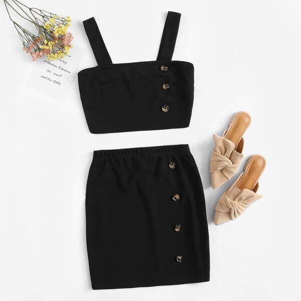 

Plus Button Detail Crop Top and Skirt Set