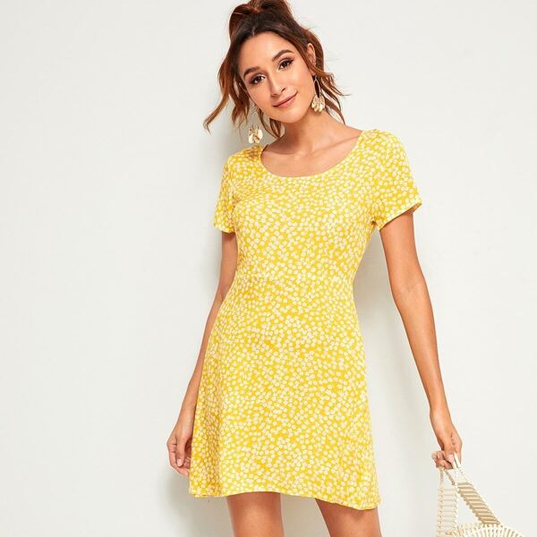 

Ditsy Floral High Waist Dress