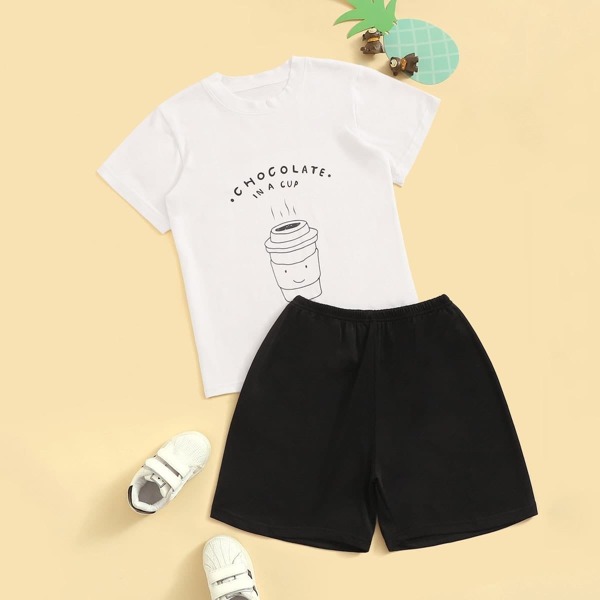 

Boys Cup & Letter Print Pajama Set