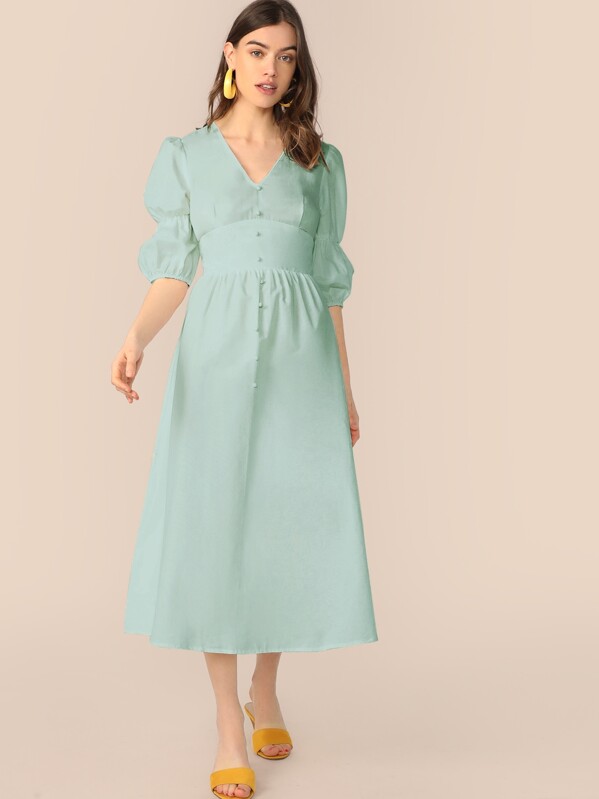 

Covered Button Front Wide Waistband Gathered Sleeve Hijab Dress, Green, Joanna Halpin