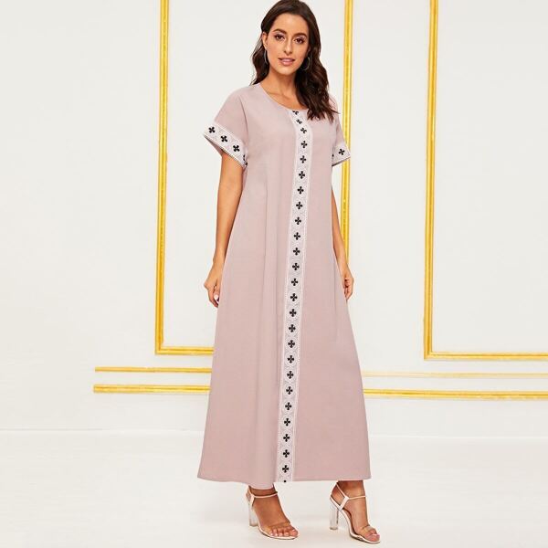 

Guipure Lace Applique Dress