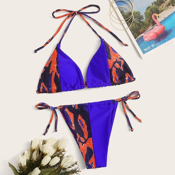

Random Graphic Triangle Top With Tie Side Bikini Set