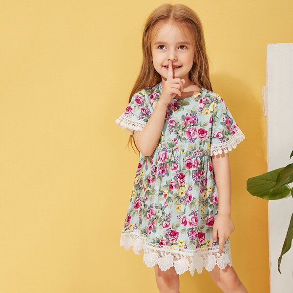 

Toddler Girls Floral Print Contrast Lace Babydoll Dress