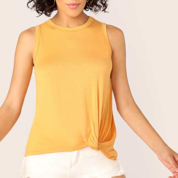 

Twist Hem Muscle Top