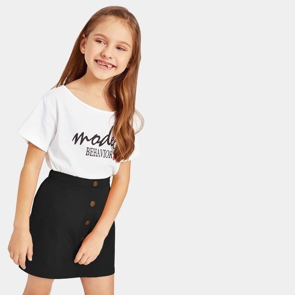 

Girls Letter Print Tee & Buttoned Skirt Set