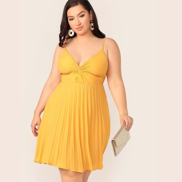 

Plus Twist Front Pleated Cami Dress