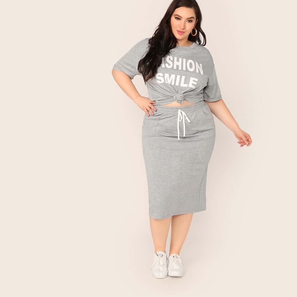 

Plus Letter Graphic Top & Drawstring Waist Skirt Set, Grey