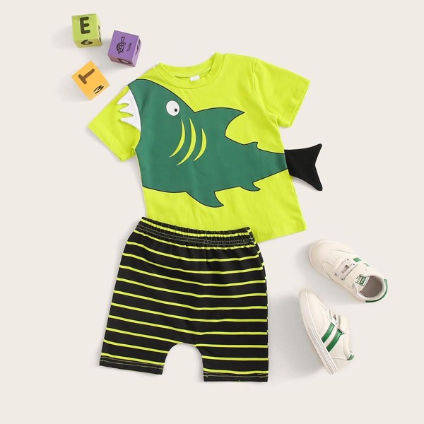 

Toddler Boys Cartoon Print Tee With Striped Shorts