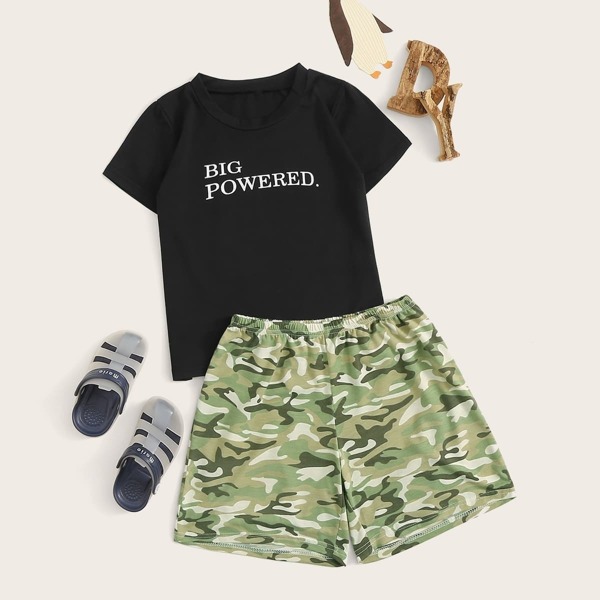 

Boys Camo & Letter Print Pajama Set