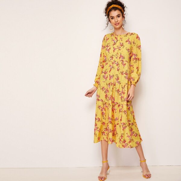 

Ditsy Floral Print Flared Dress