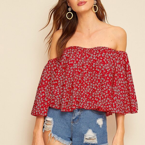 

Ditsy Floral Off Shoulder Blouse
