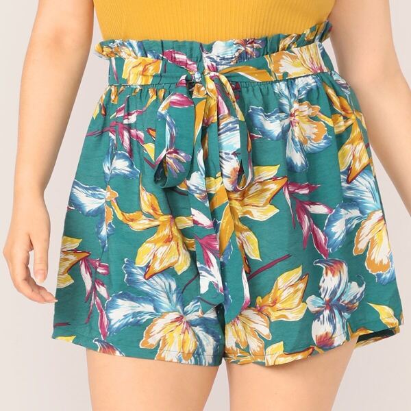

Plus Paperbag Waist Belted Floral Shorts