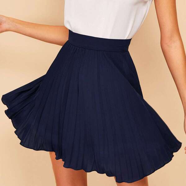 

Zip Side Pleated Skirt, Navy